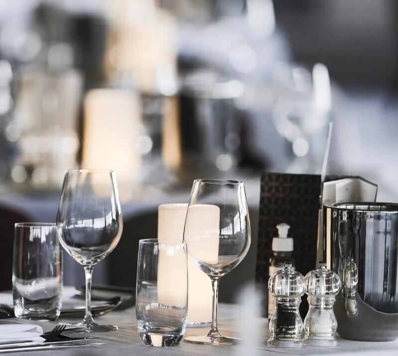 Elegant tableware.